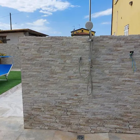Sunlight Con Giardino Piscina E Parcheggio Lejlighed